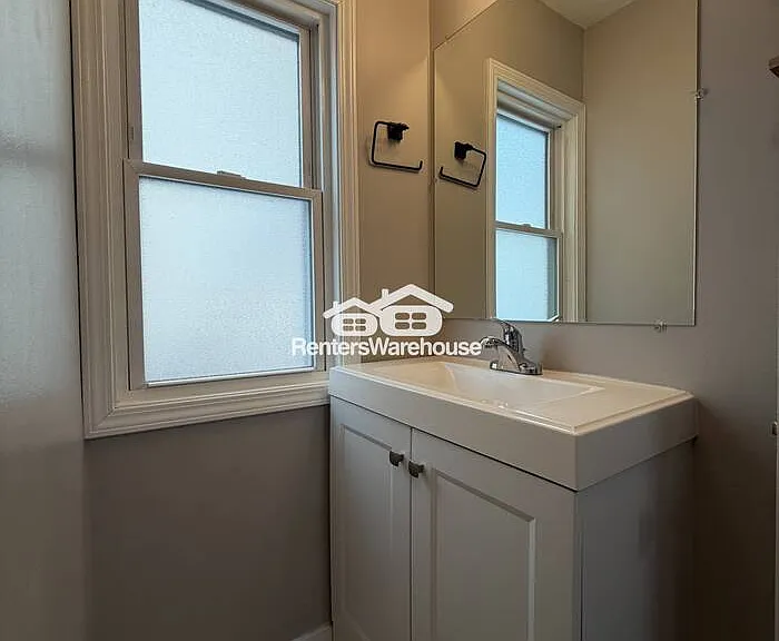 792 Edmund Ave W #1 — Photo 12