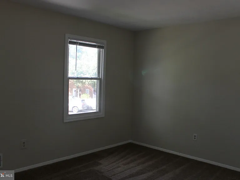 9233 Byrd Dr — Photo 12