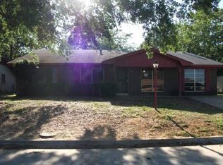 115 Royale Dr, Texarkana, TX 75503