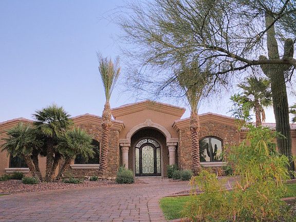 2nd image of 4819 E Caida Del Sol Dr