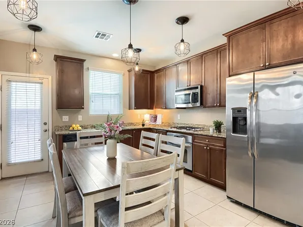 10623 Seasonable Dr, Las Vegas, NV 89129