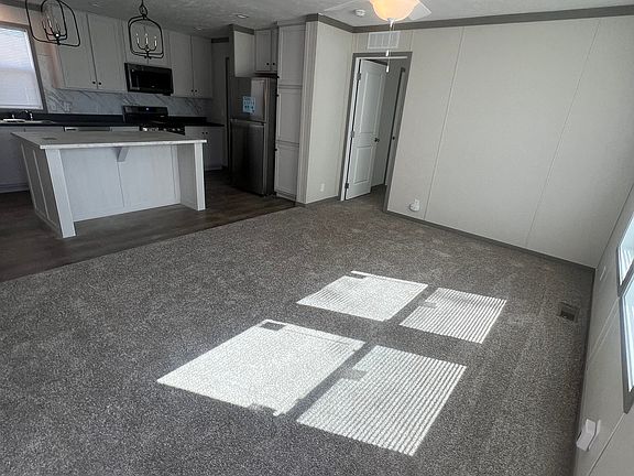 2nd image of 6411 Lake Dr #385