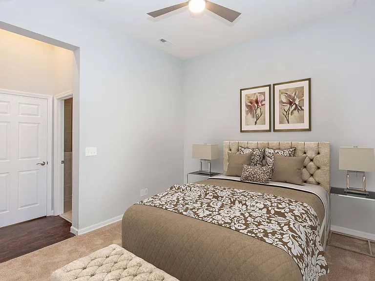 3246 Lorain Ave — Photo 6