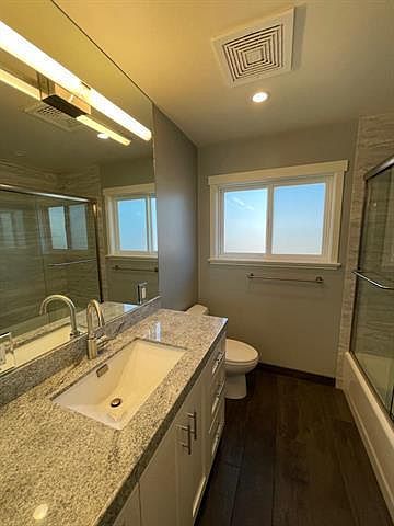 1st image of 735 Roble Ave #3