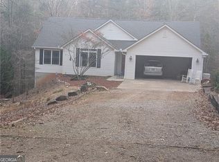 1016 Deer Woods Trl, Cleveland, GA 30528