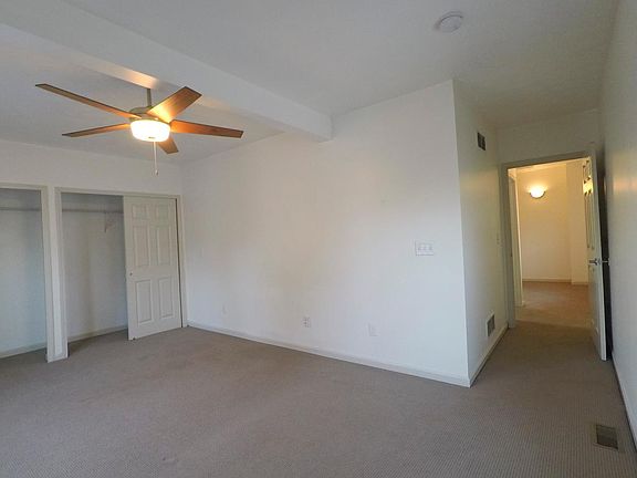 2nd image of 794 Crawford Ct