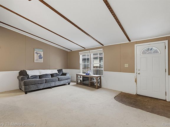 5th image of 3009 Bay View Dr