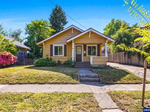 1420 Summer St NE, Salem, OR 97301