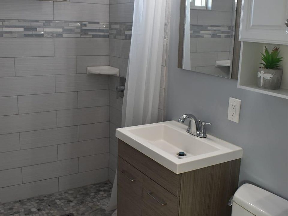 1st image of 1131 W 145th St