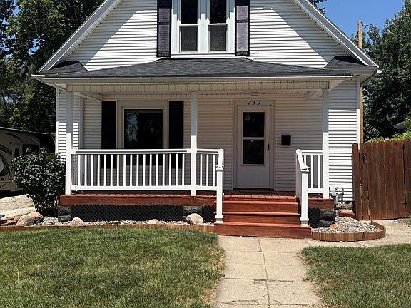 2nd image of 230 Avenue B