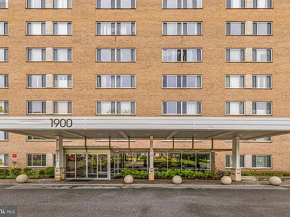 2nd image of 1900 Lyttonsville Rd APT 818