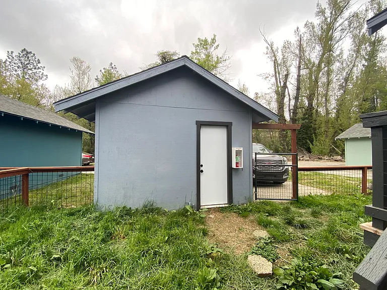 511 Mill St — Photo 16