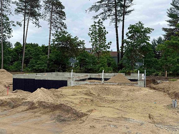 2nd image of 19 Wilderness Drive
