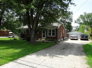 9616 Maple Rd, Louisville, KY 40229