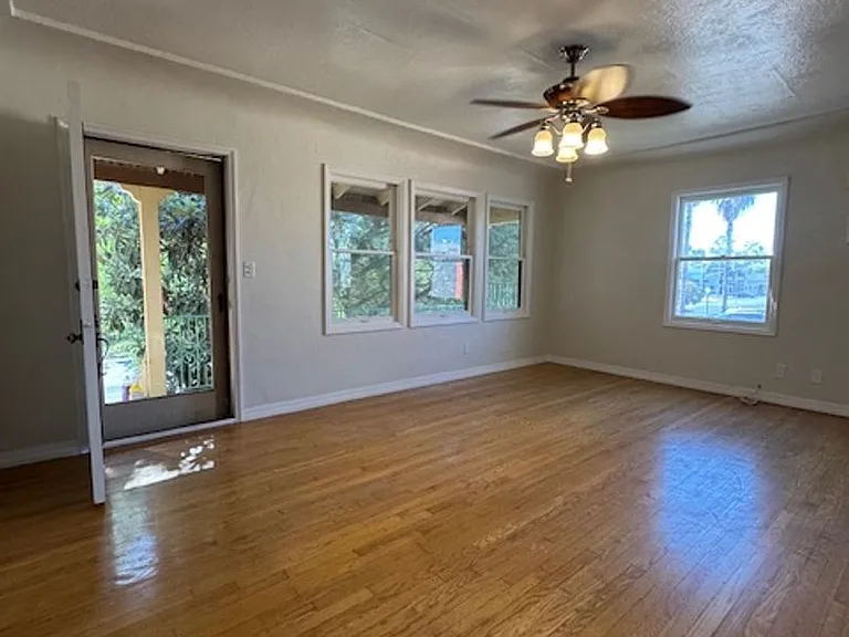 1257 N Van Ness Ave — Photo 18
