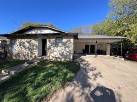5202 Bogey Ct, Austin, TX