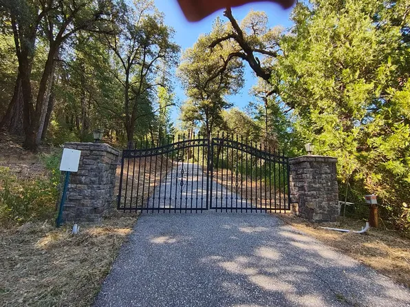12226 Pine Cone Cir, Grass Valley, CA 95945