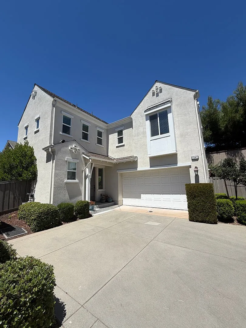 3 bedroom | 2.5 bathroom | McKinley Village Single Family Home — Photo 1