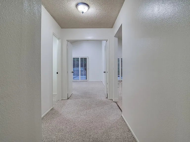 929 Darlene Ct — Photo 29