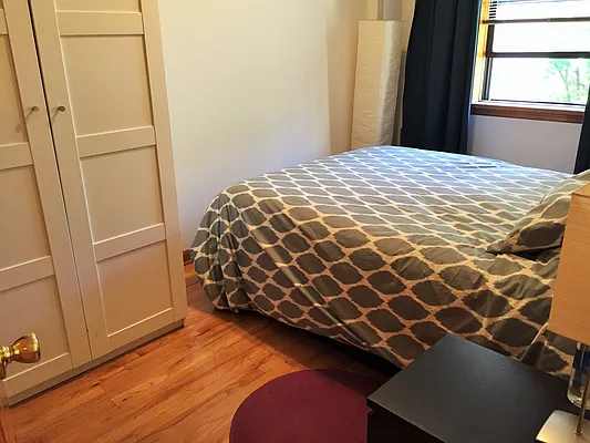 Rented by Joe Gotham LTD | media 33