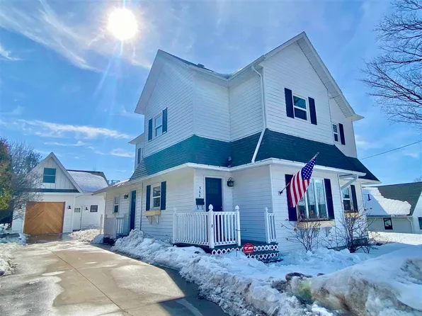 308 Fulton St, Petoskey, MI 49770