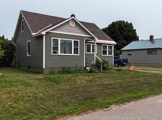 402 Nicholas Ave, Palmer, MI 49871