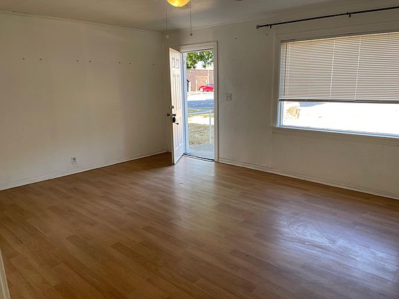4th image of 1807 Bolivar St