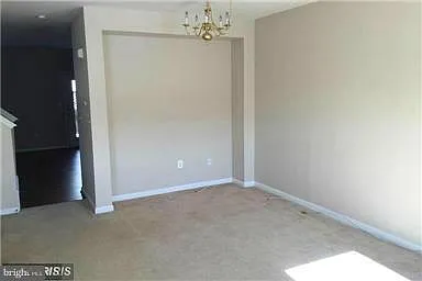 1303 Wilcox Ave — Photo 5
