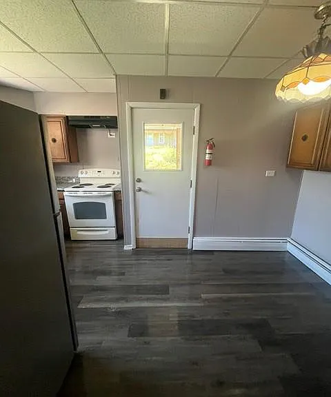 126 E High St — Photo 8