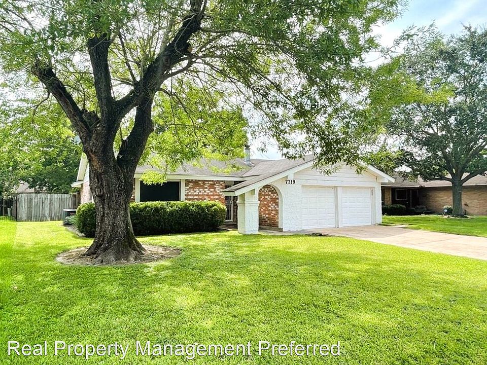 1st image of 7719 Smokey Wood Ln