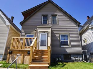 3361 N Holton St #A, Milwaukee, WI 53212