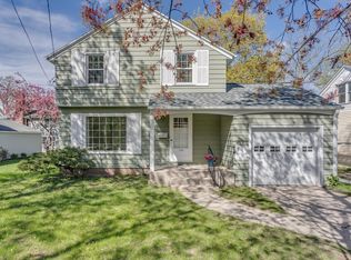 149 E Mission Rd, Green Bay, WI 54301