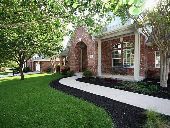 3rd image of 11432 Carnelian Dr