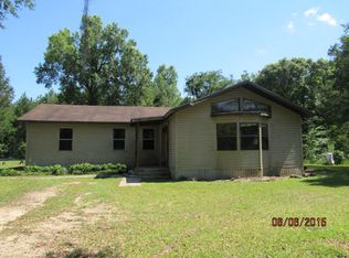 3941 Missouri Rd, Marianna, FL 32446