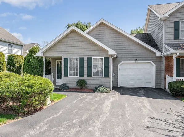 57 Eagle Dr Unit 57, Tewksbury, MA 01876