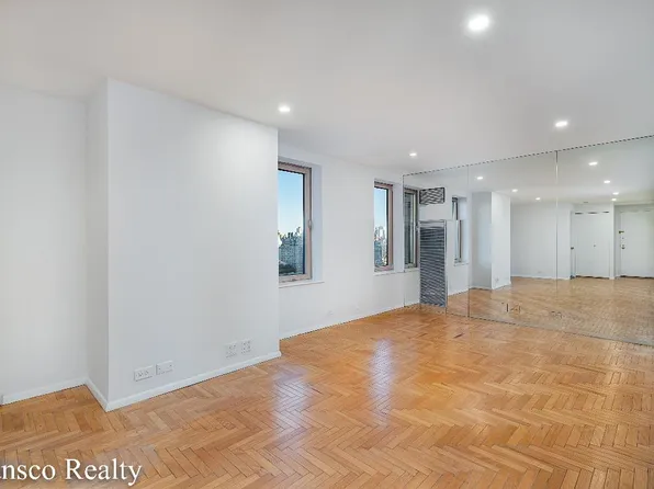 106 Central Park South image 1 of 3
