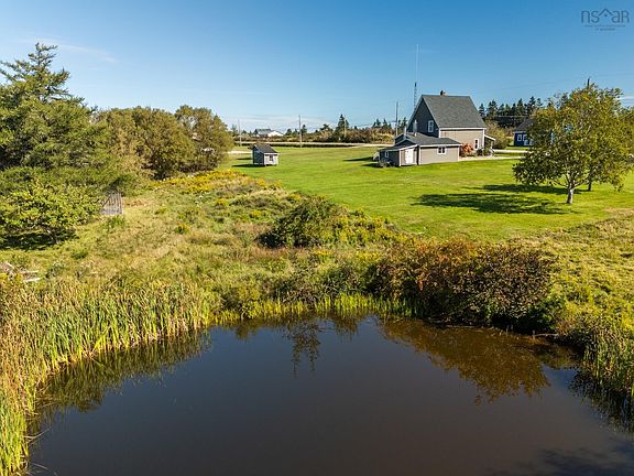 4th image of 1435 Main Shore Rd