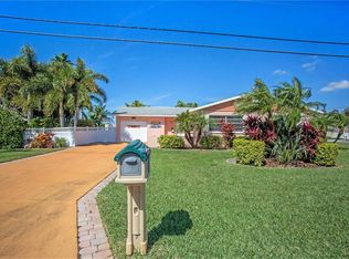 380 Capri Blvd, Treasure Island, FL 33706