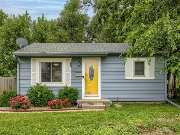 2927 Poplar Dr, Council Bluffs, IA 51501