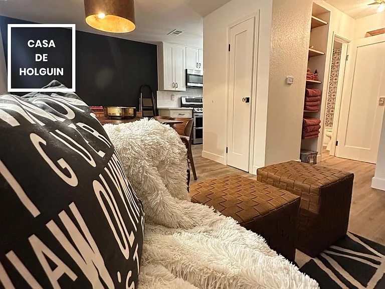 685 N Ashurst Ct #213 — Photo 7