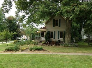 14758 S Cheshire St, Burton, OH