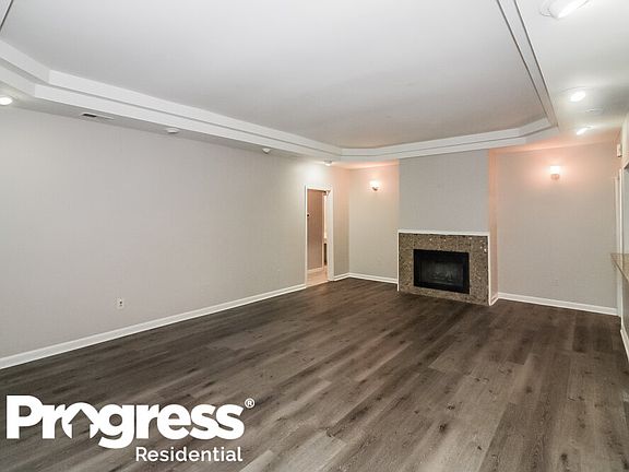 4th image of 8268 Glen Way Cv