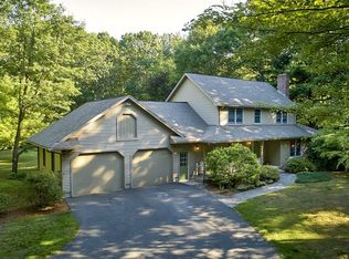 20 Lead Mine Rd, Southampton, MA 01073