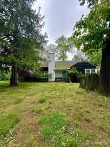 33 Lawrence Brook Dr, East Brunswick, NJ, 08816