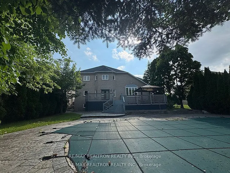21 Goldring Cres — Photo 19