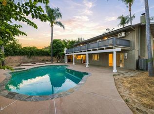 1128 El Monte Dr, Simi Valley, CA 93065