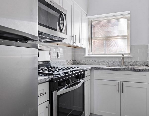 1st image of 125 S Bayview Ave APT 1E