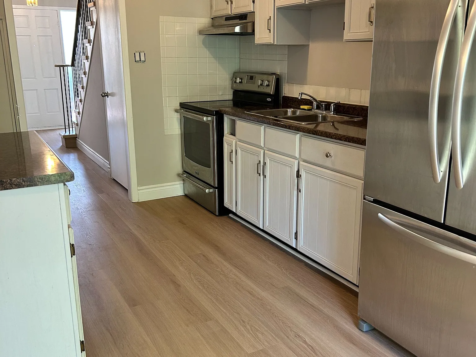 3 bed, $3,300 — Photo 4