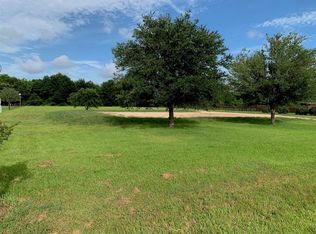 909 Bar E Bar, Alvin, TX 77511