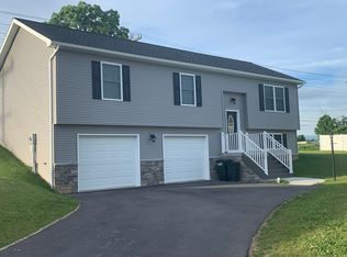 260 Independence Ave, State College, PA 16801